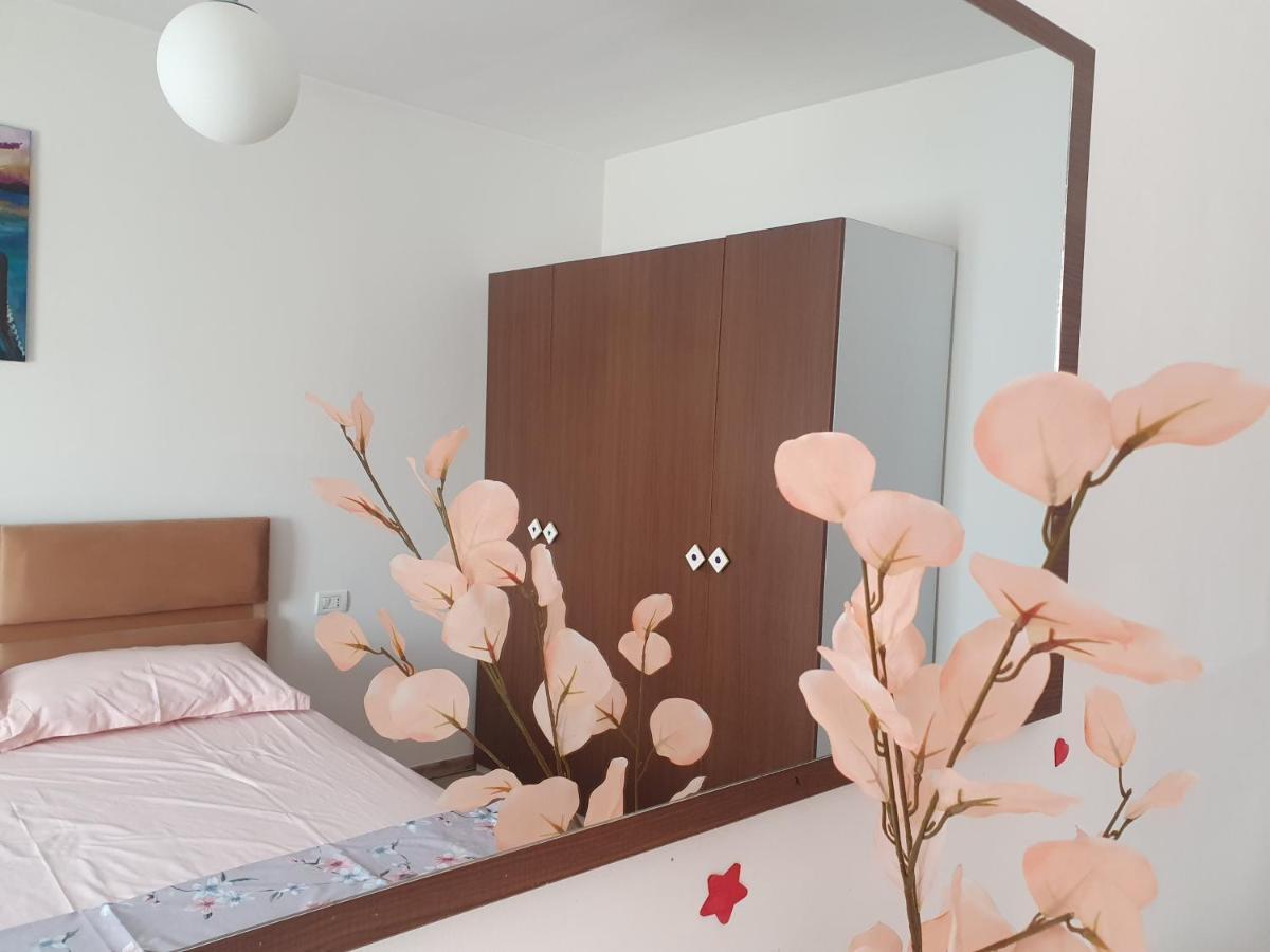 Apartment In The Heart Of Tirana , Bllok Exteriér fotografie
